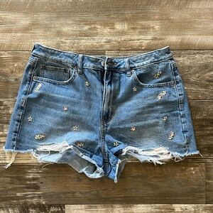 American Eagle Mom Short